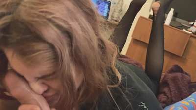 Dick na makogwaro, tsagewar pantyhose da tsagewar diddige suna da kyau mu hadu